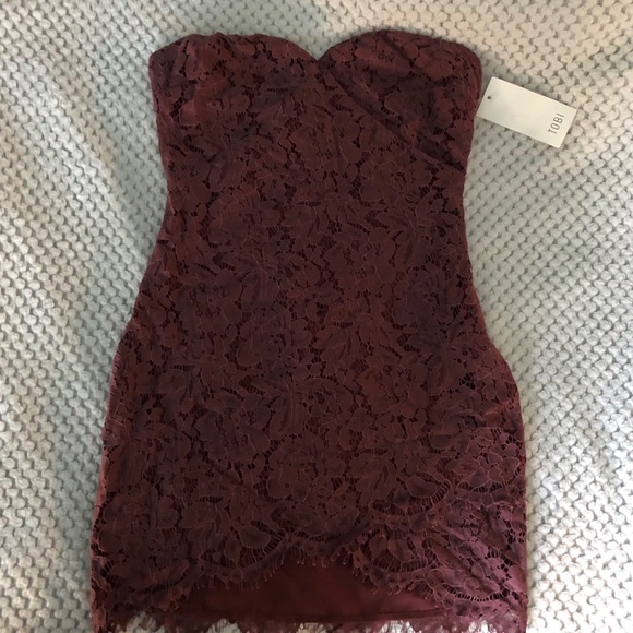 PLUM MAKAYLA MARSALA STRAPLESS LACE BODYCON DRESS - Picture 4 of 5